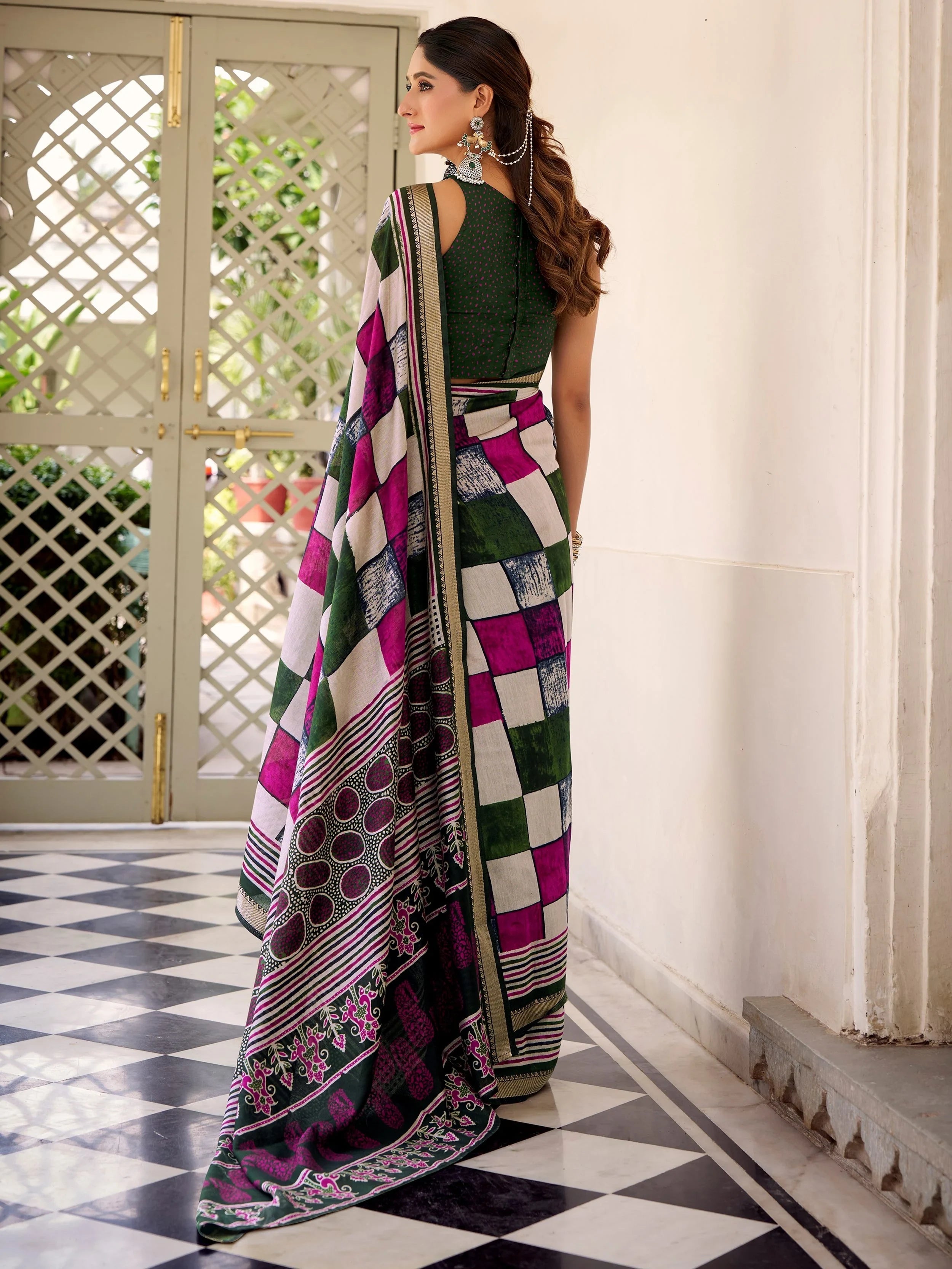 Green Polyester Digital Printed Office Wear Saree With Blouse
