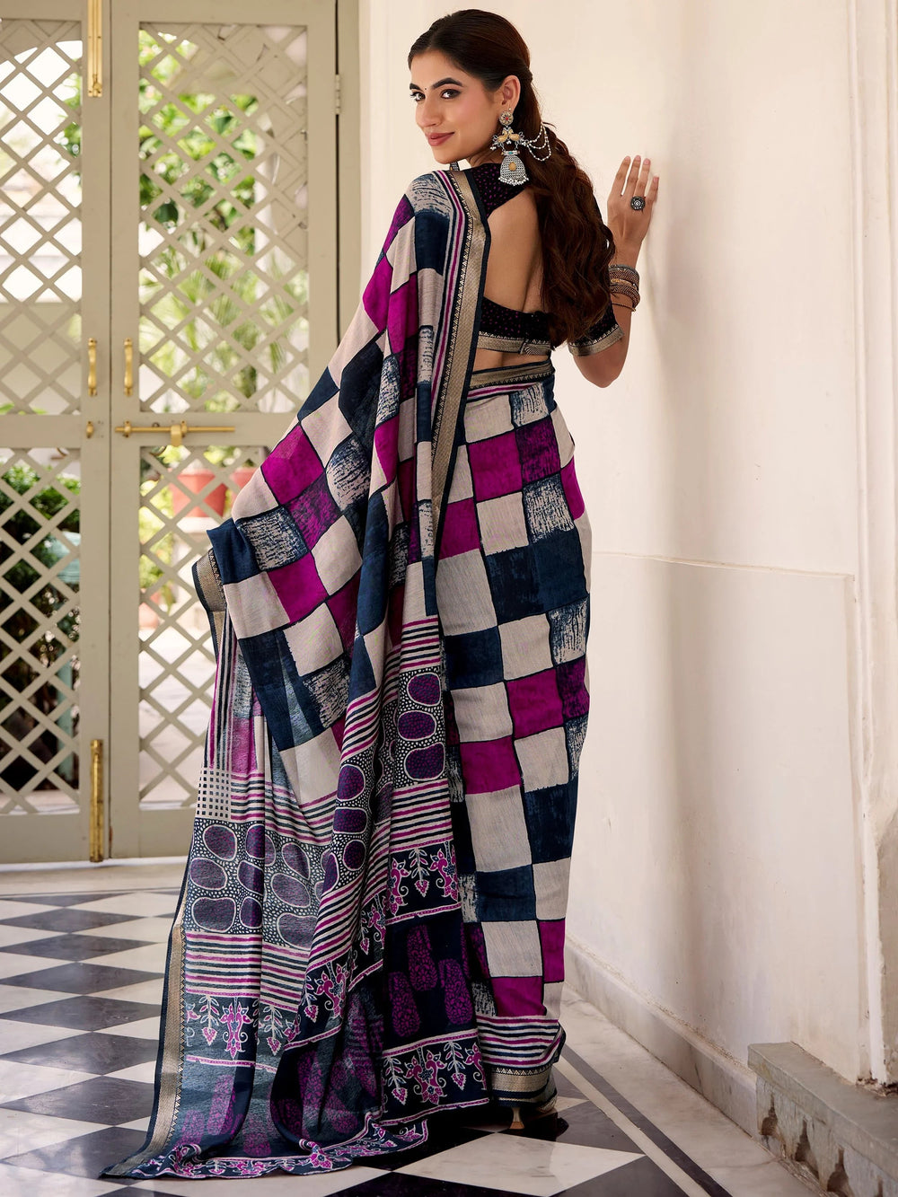Blue Polyester Digital Printed Casual Wear Saree With Blouse