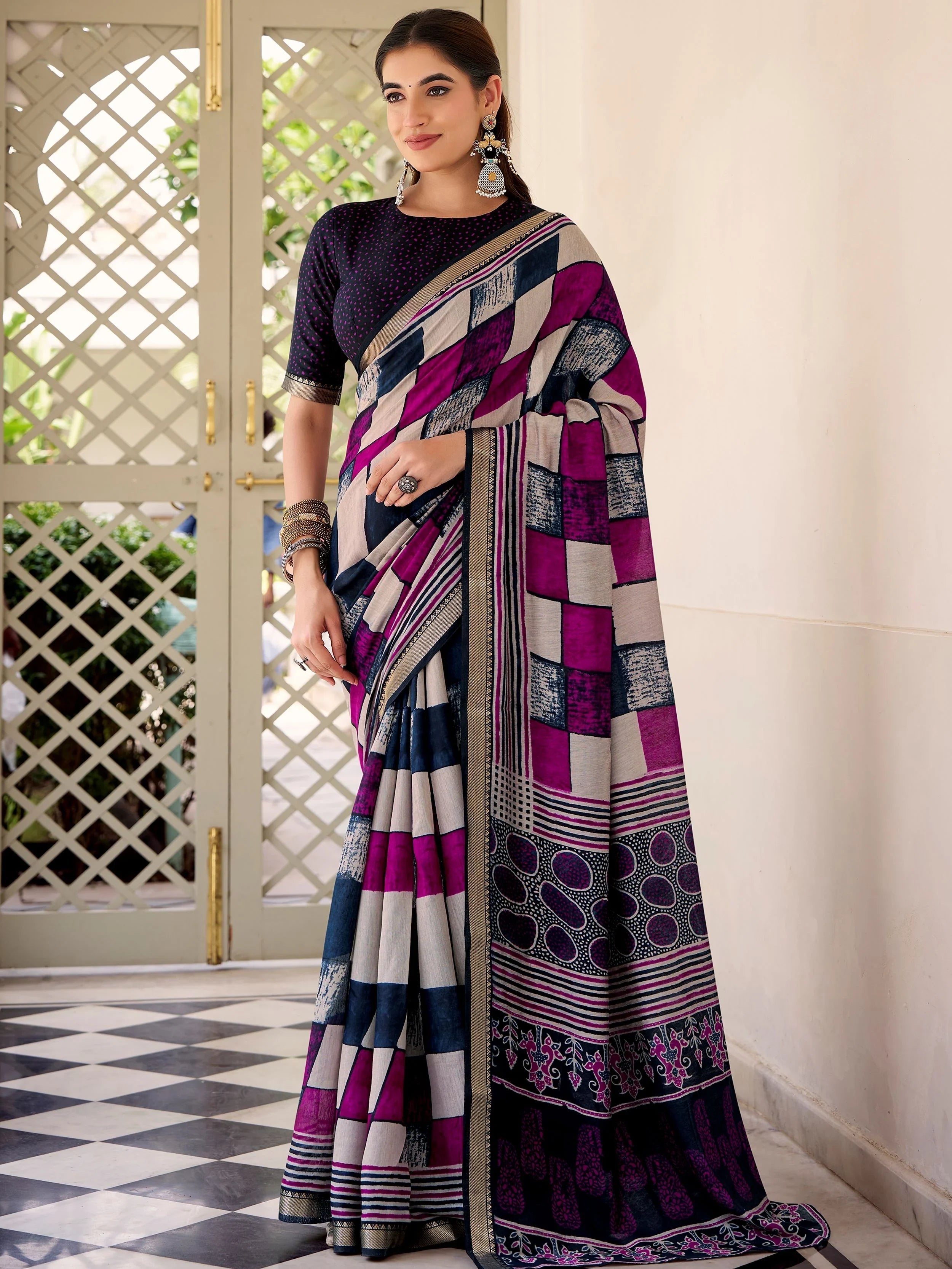 Blue Polyester Digital Printed Casual Wear Saree With Blouse