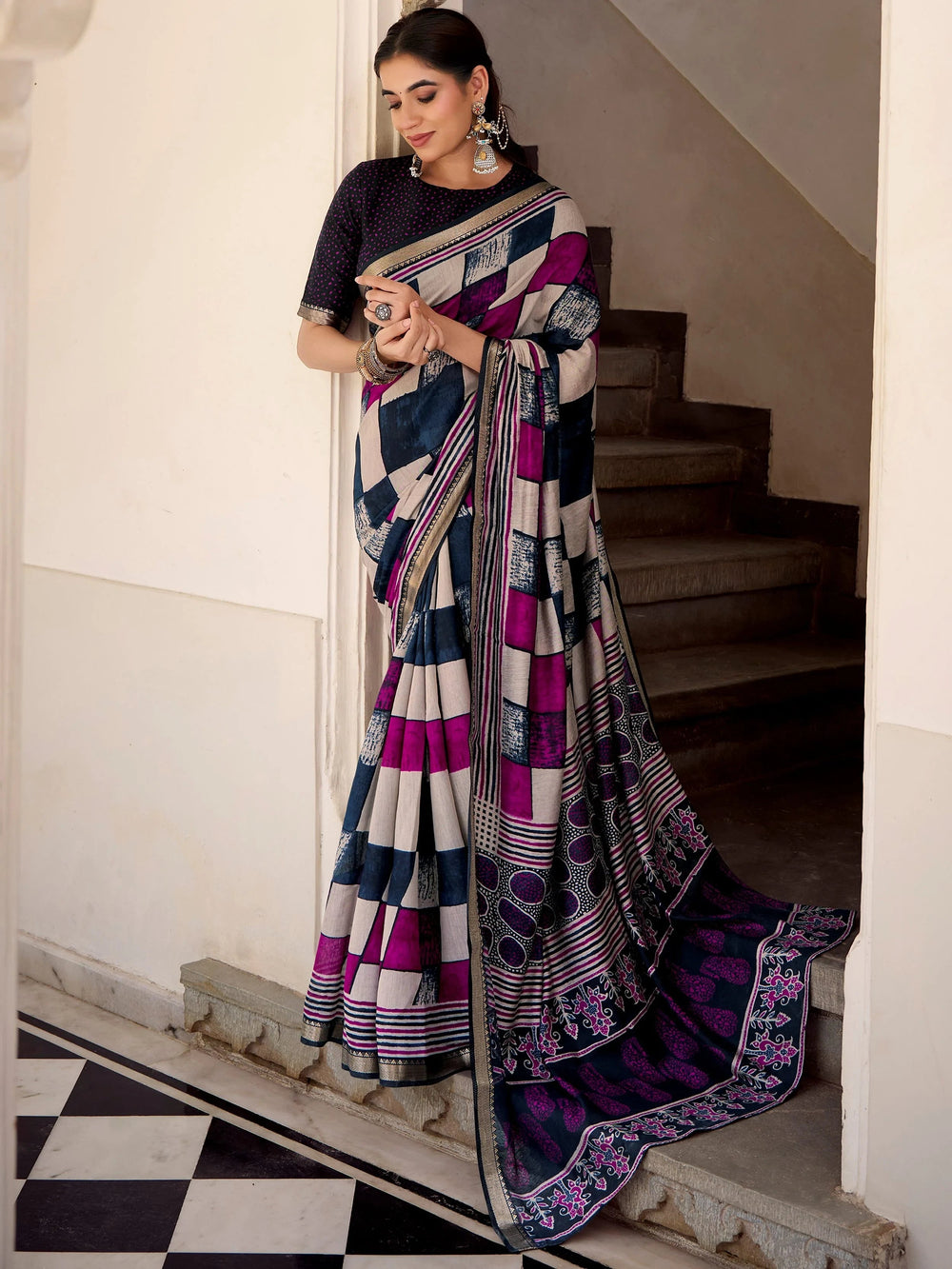 Blue Polyester Digital Printed Casual Wear Saree With Blouse
