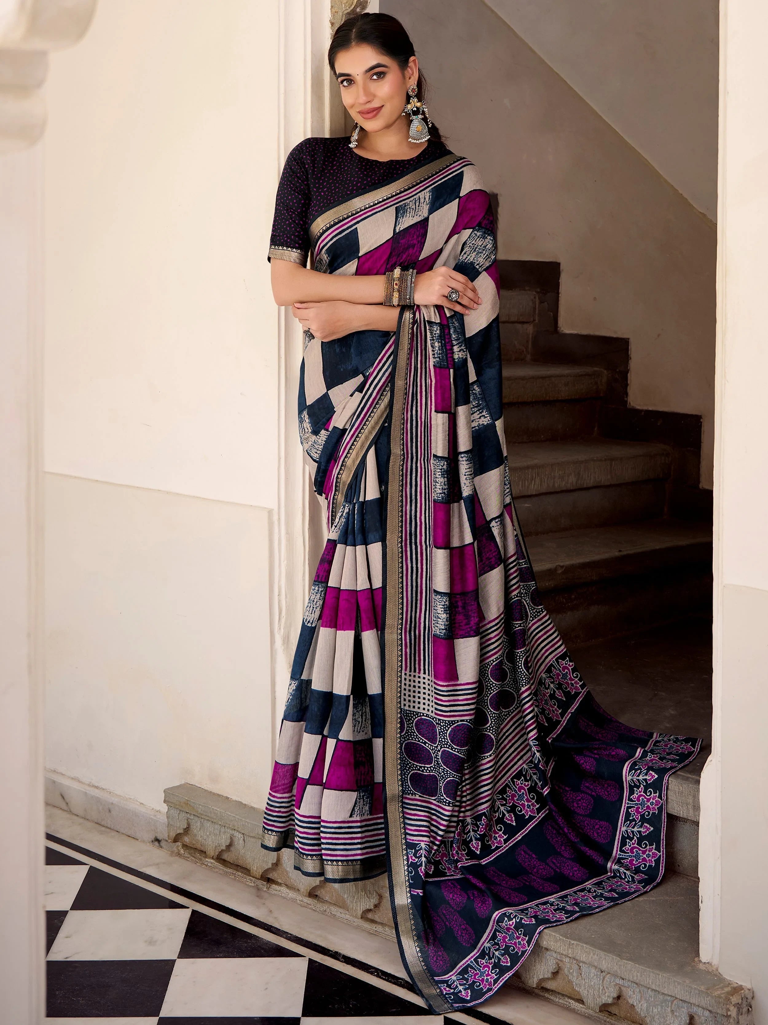Blue Polyester Digital Printed Casual Wear Saree With Blouse