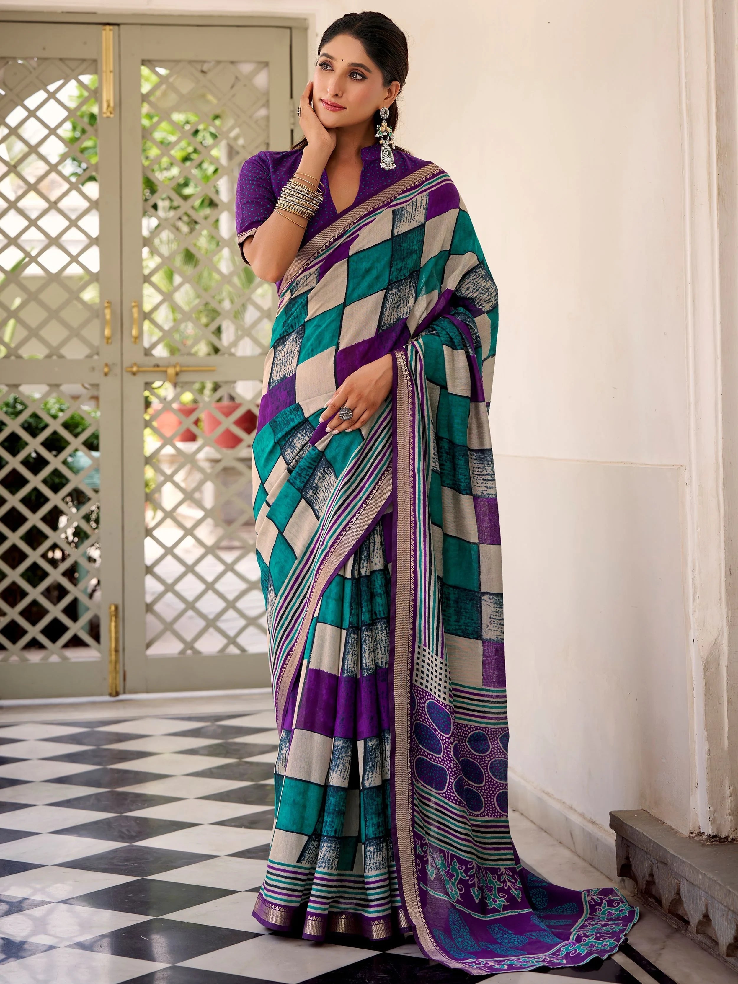 Purple Polyester Digital Printed Casual Wear Saree With Blouse