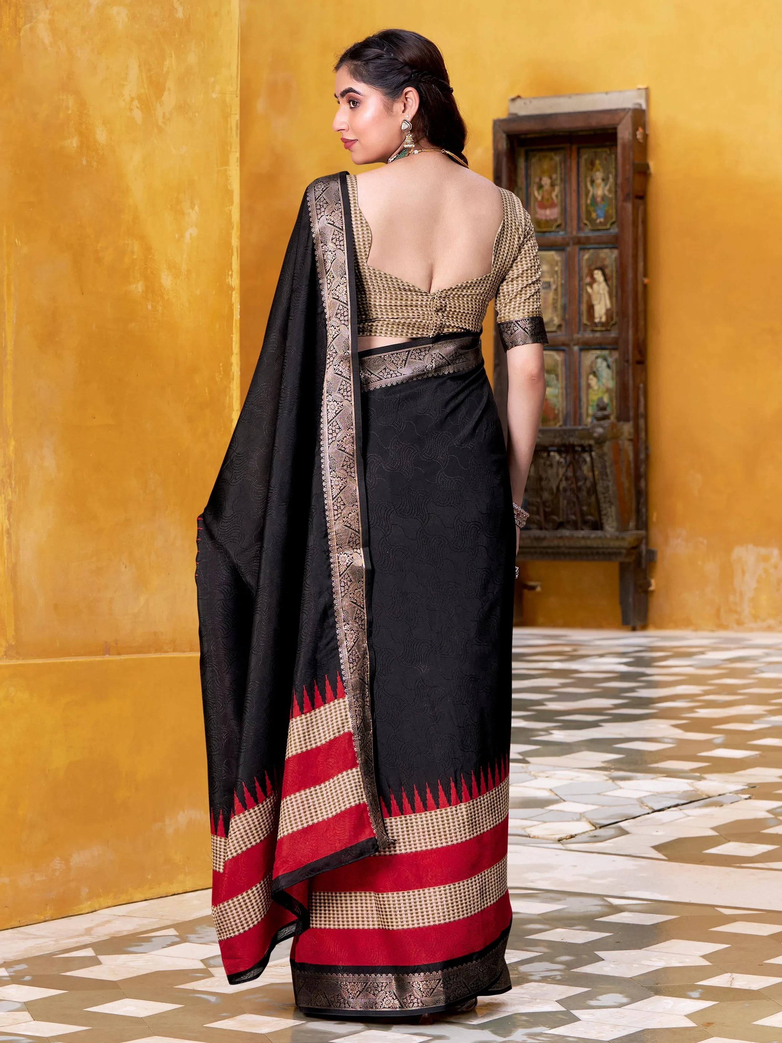 Black Poly Cotton Printed Casual Wear Saree With Blouse