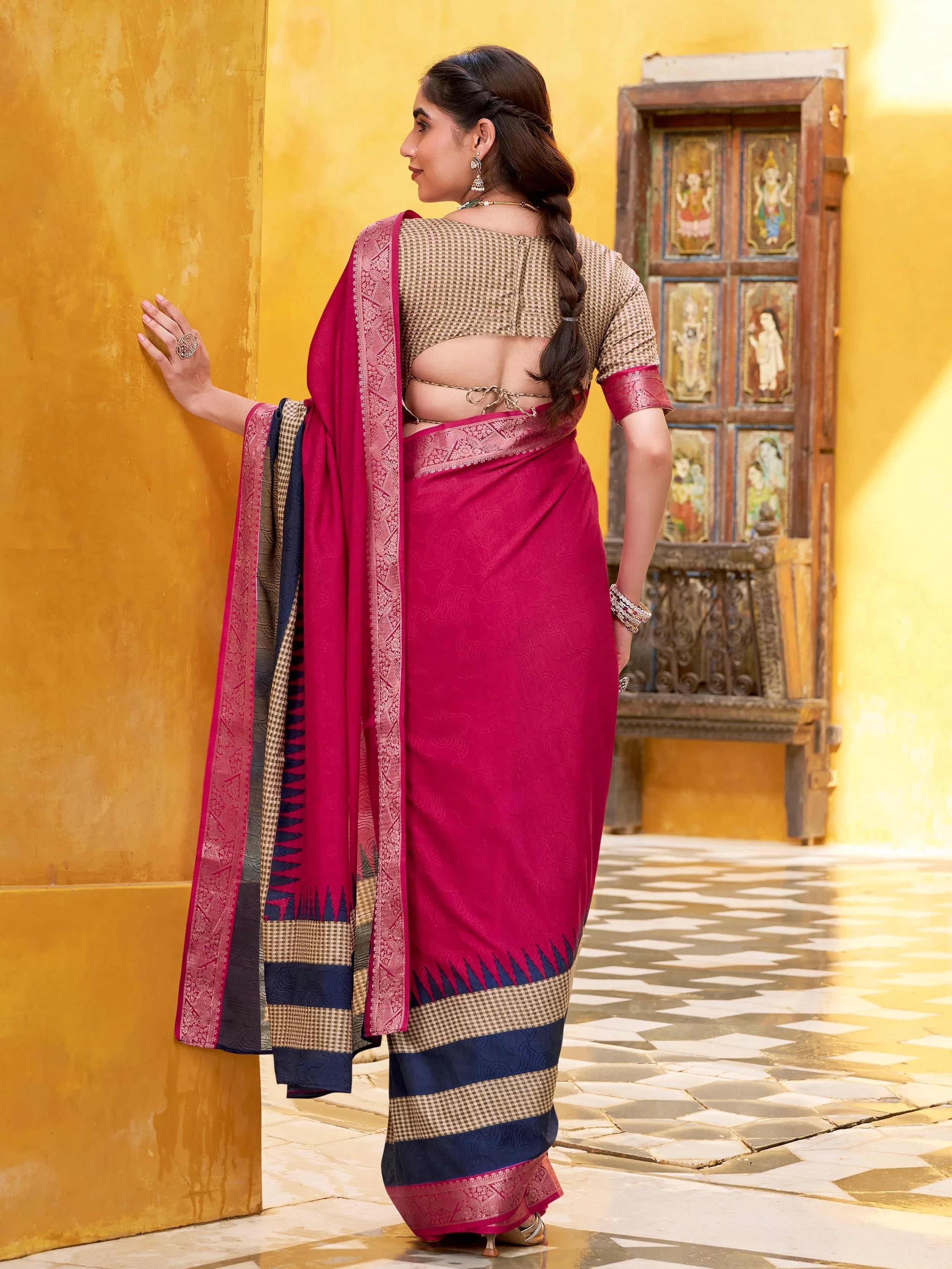 Pink Cotton Printed Traditional Saree With Blouse