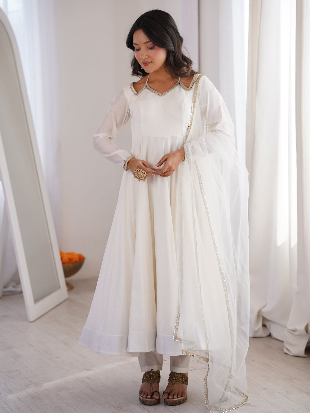 White Stunning Georgette Wedding Wear Anarakali Suit