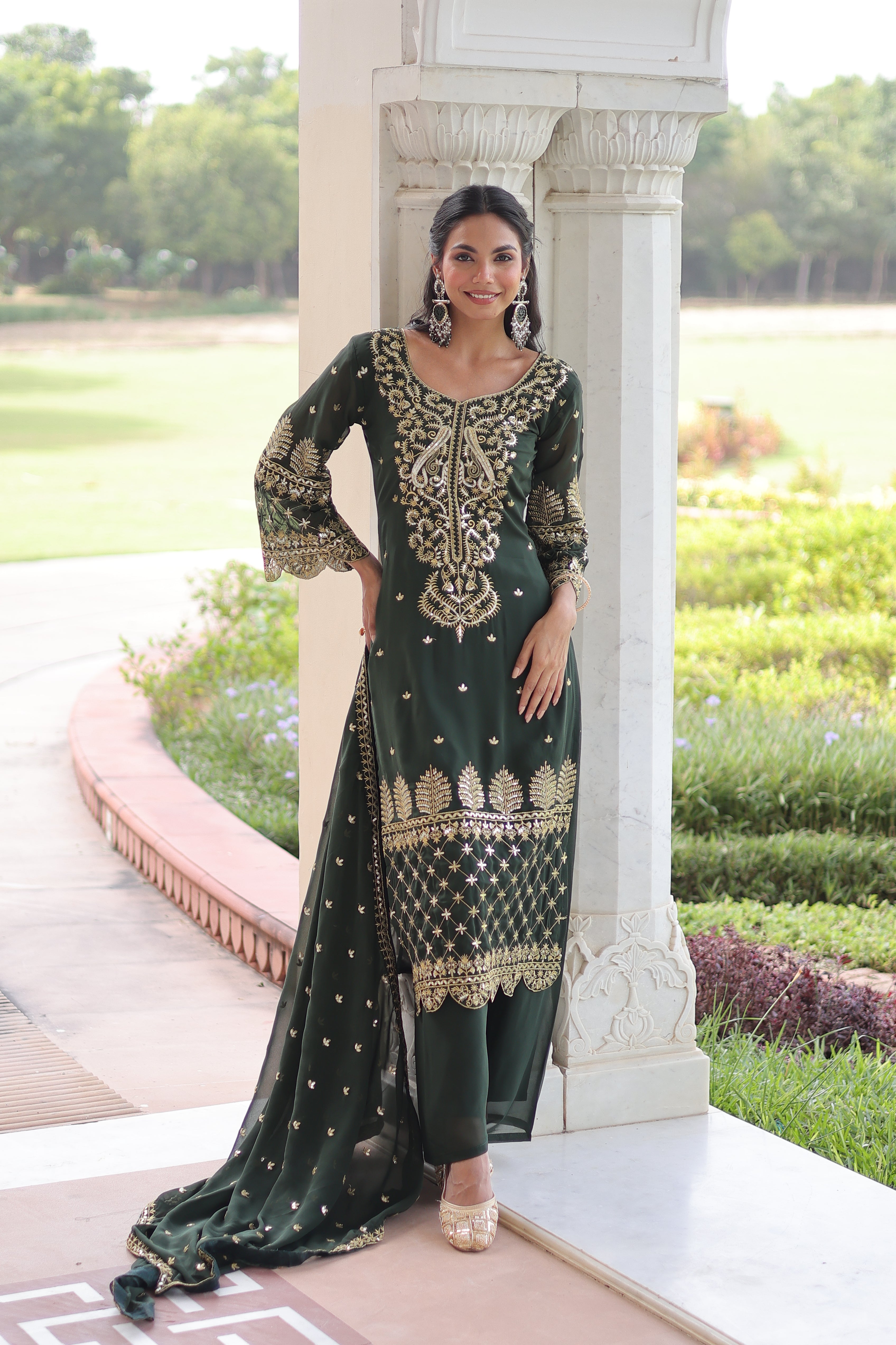 Georgette Embroidered Festive Salwar Kameez for Women
