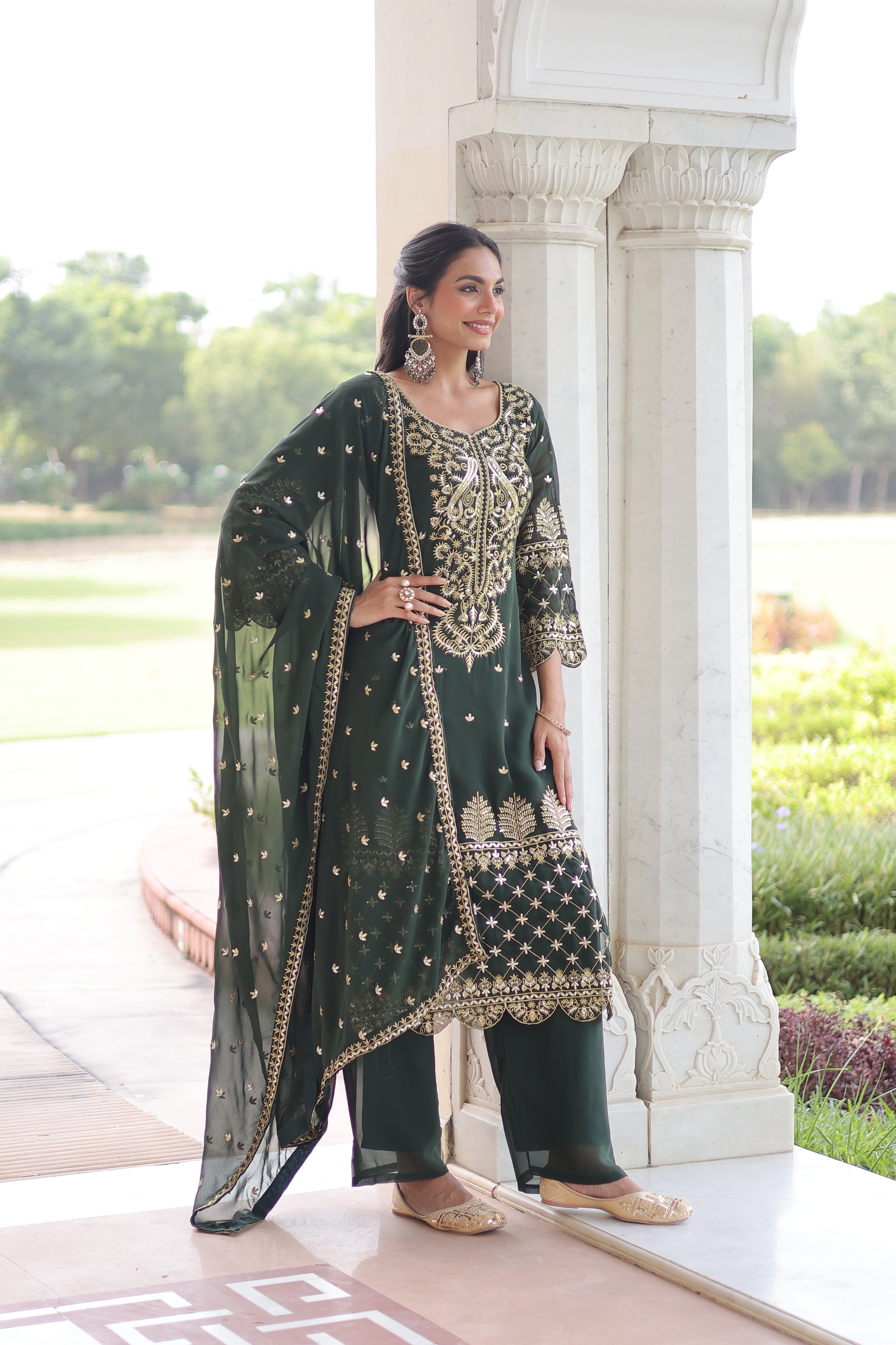 Georgette Embroidered Festive Salwar Kameez for Women