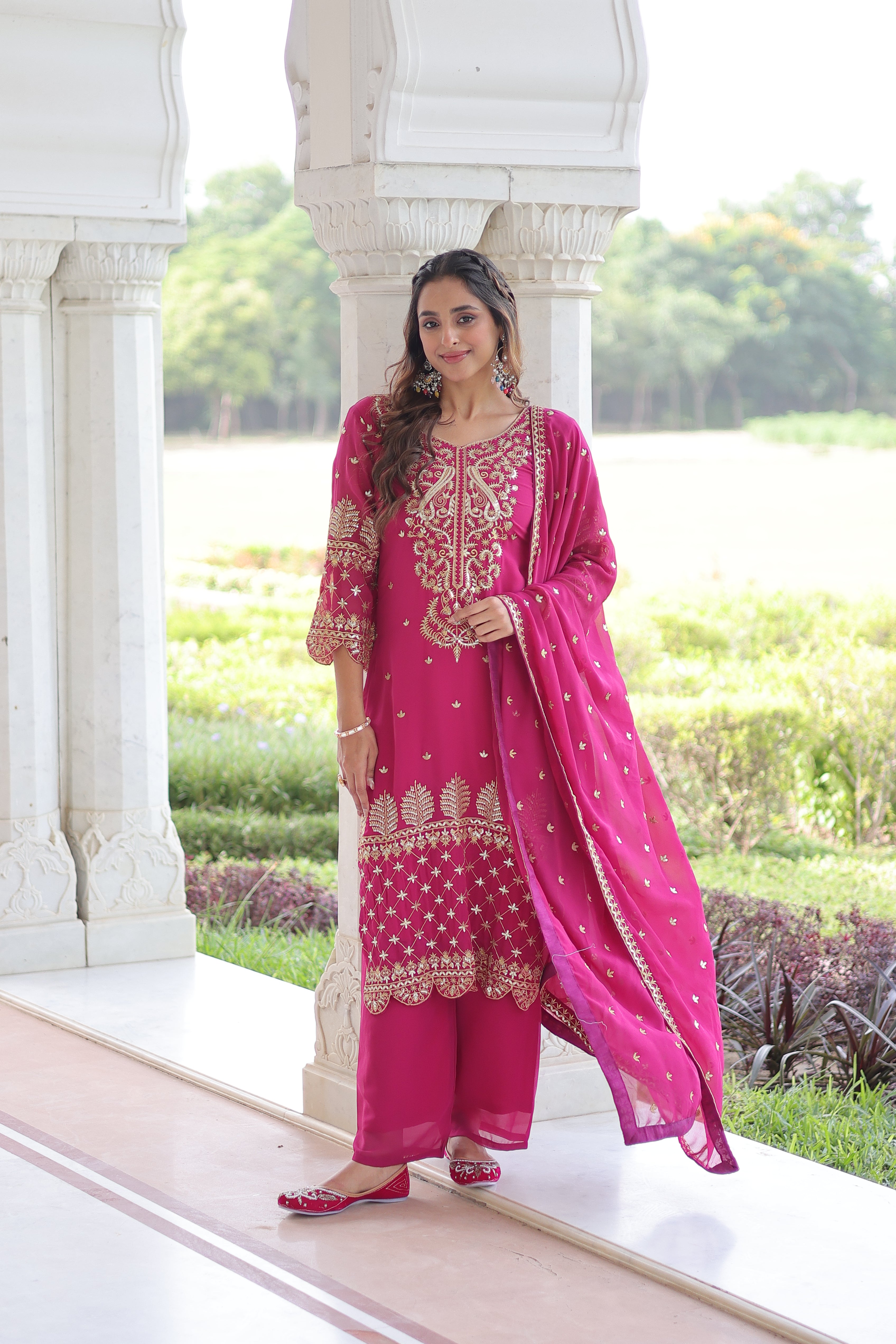 Georgette Embroidered Festive Salwar Kameez for Women