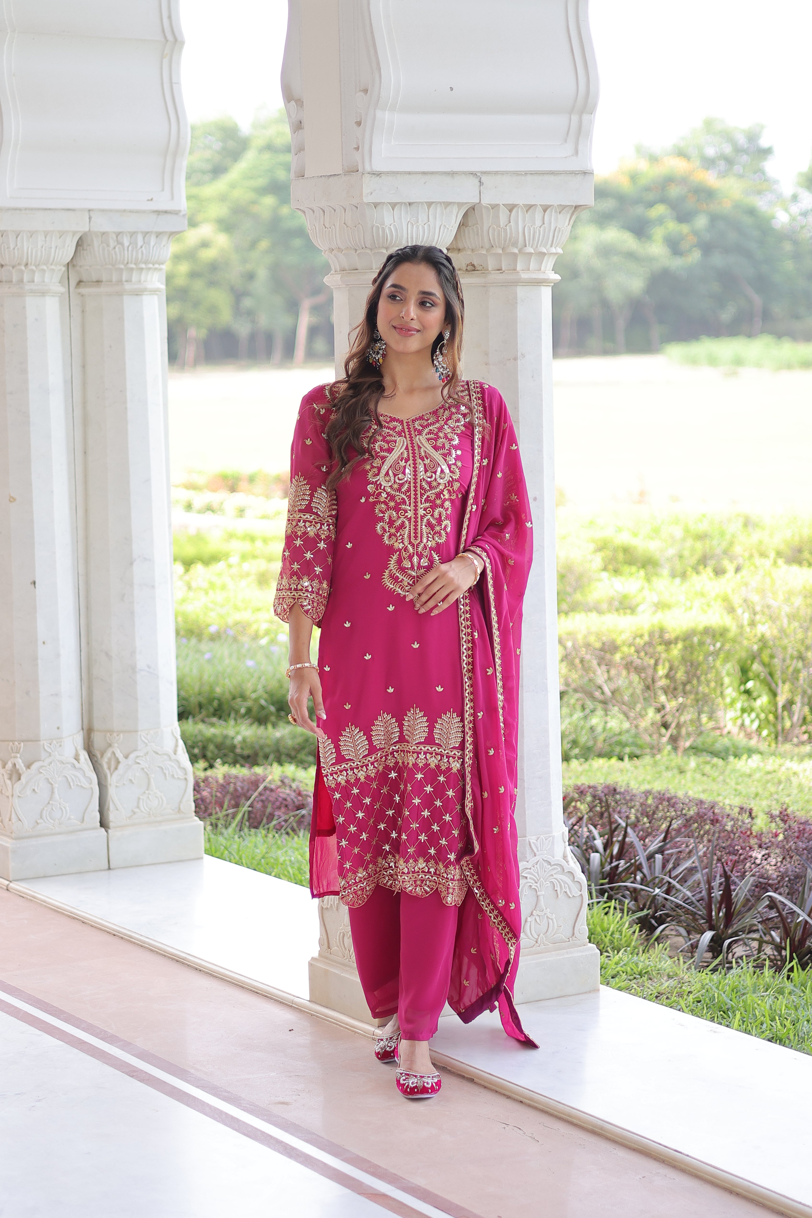 Georgette Embroidered Festive Salwar Kameez for Women