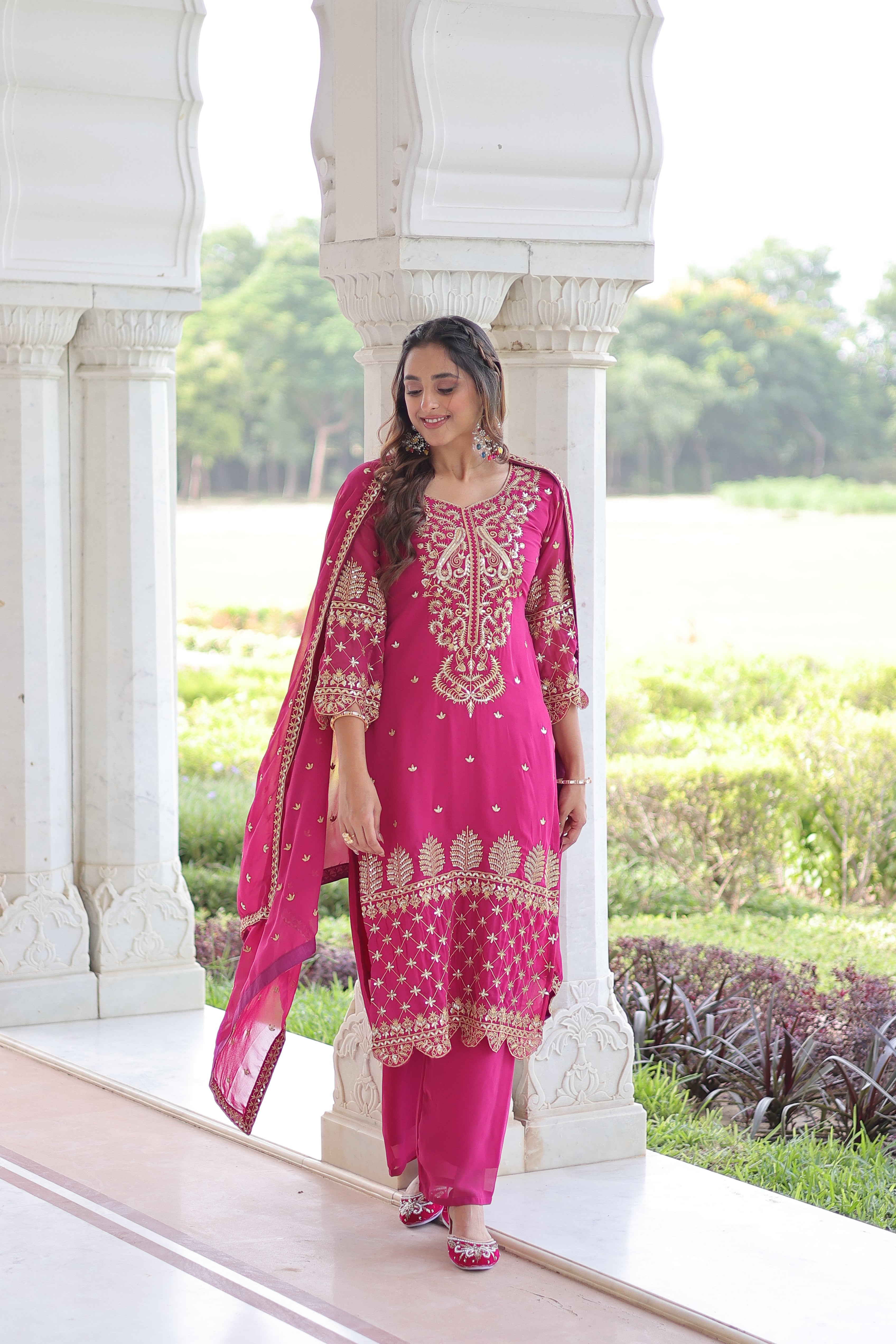 Georgette Embroidered Festive Salwar Kameez for Women