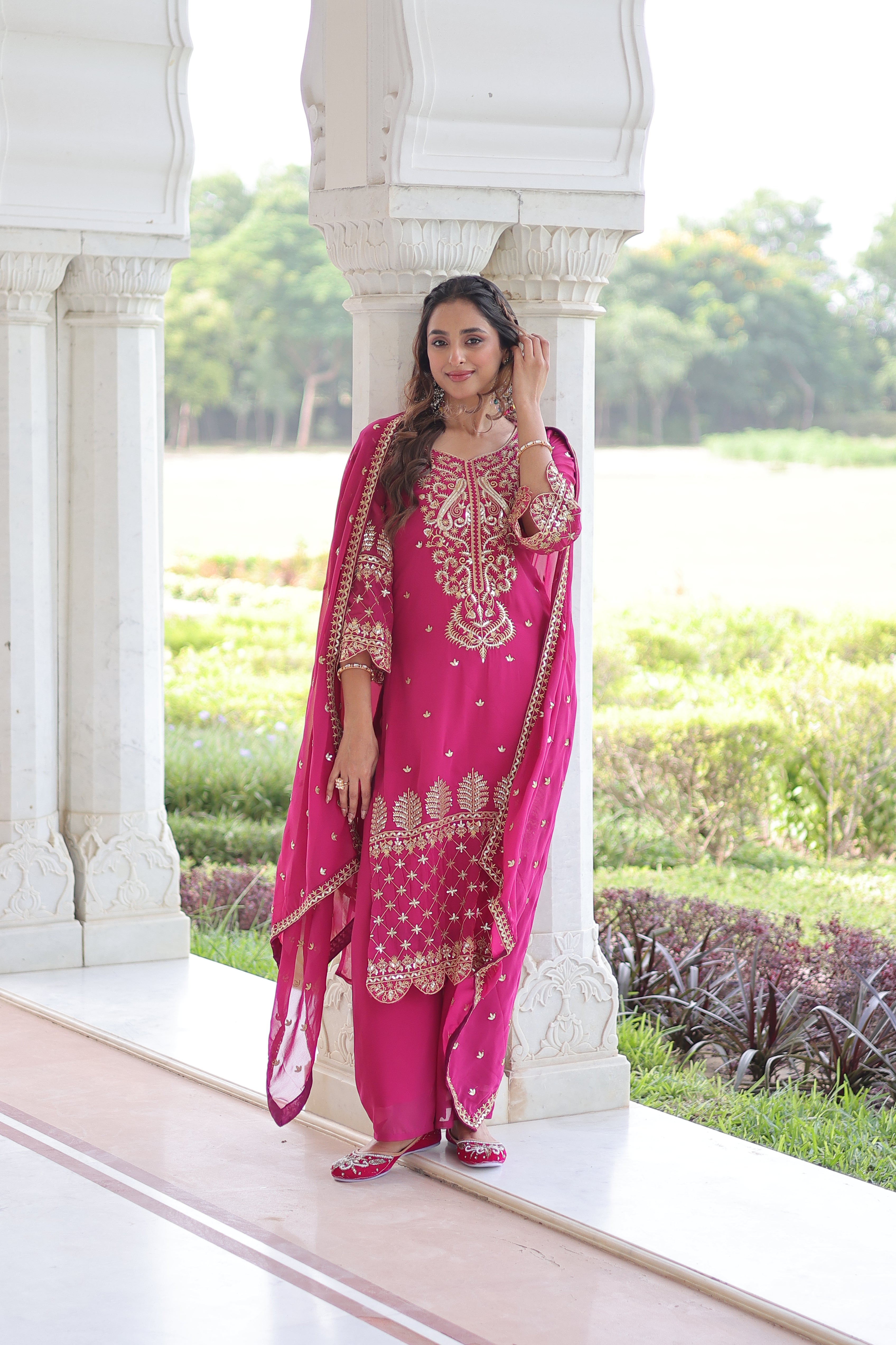 Georgette Embroidered Festive Salwar Kameez for Women