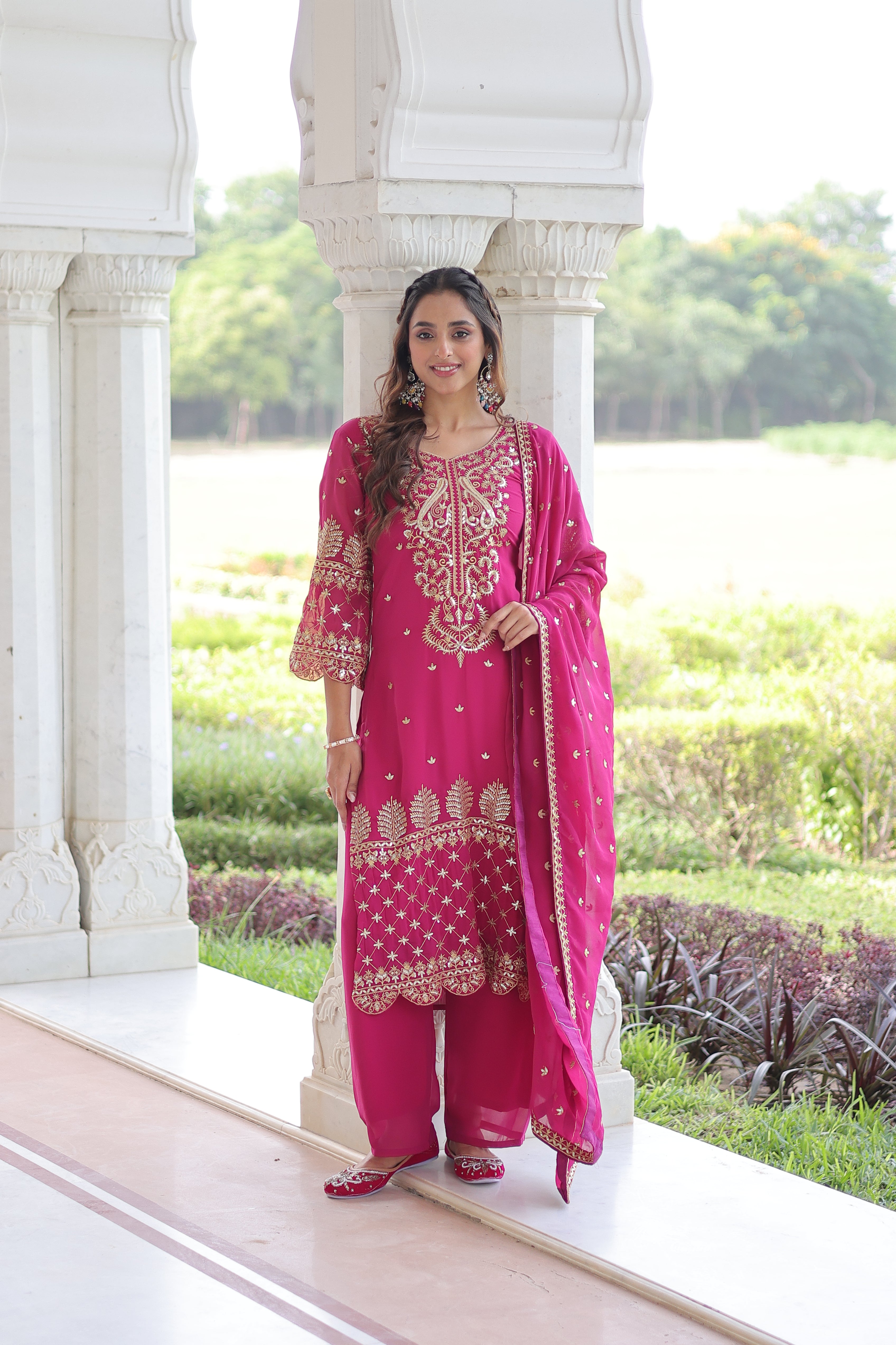 Georgette Embroidered Festive Salwar Kameez for Women