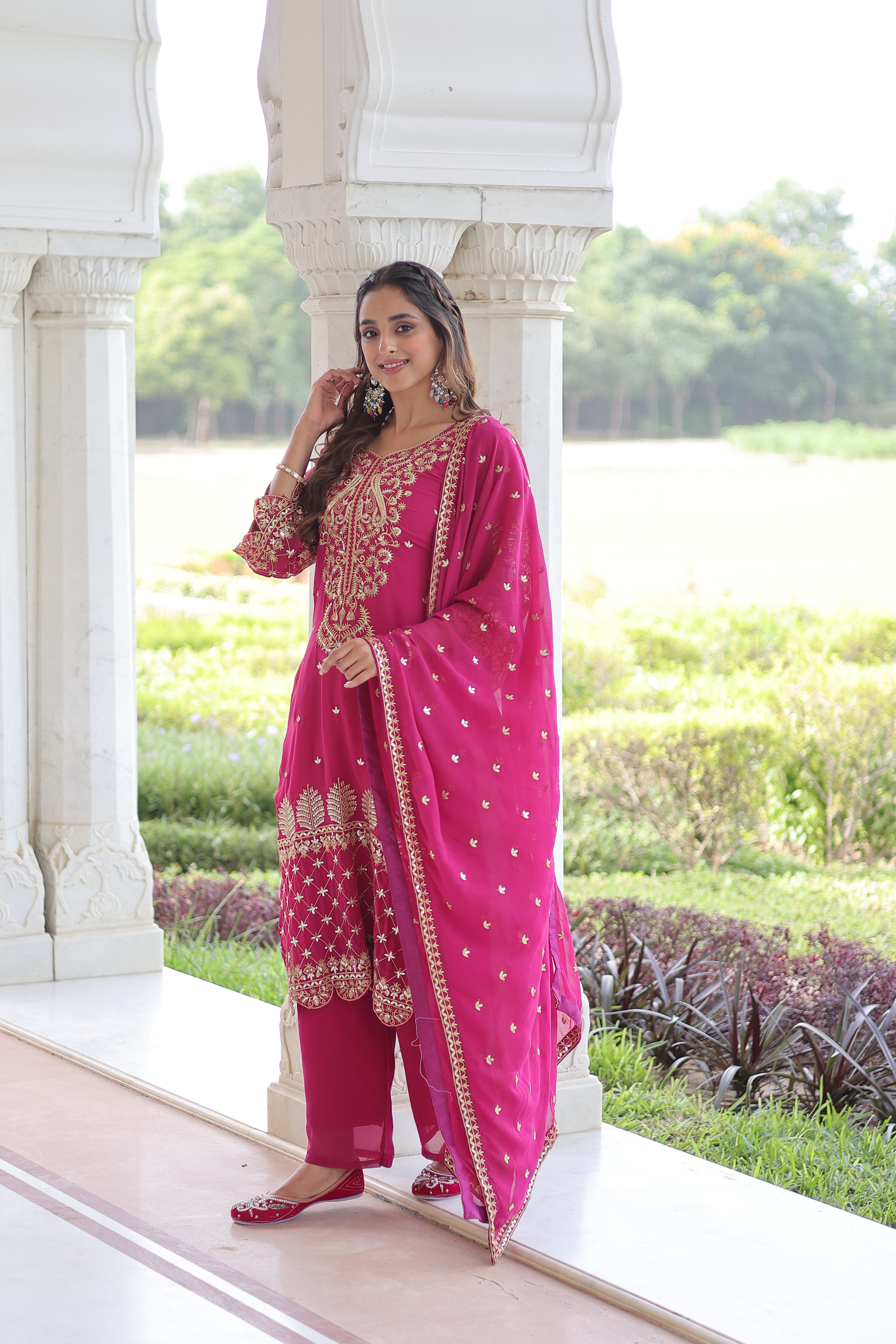 Georgette Embroidered Festive Salwar Kameez for Women