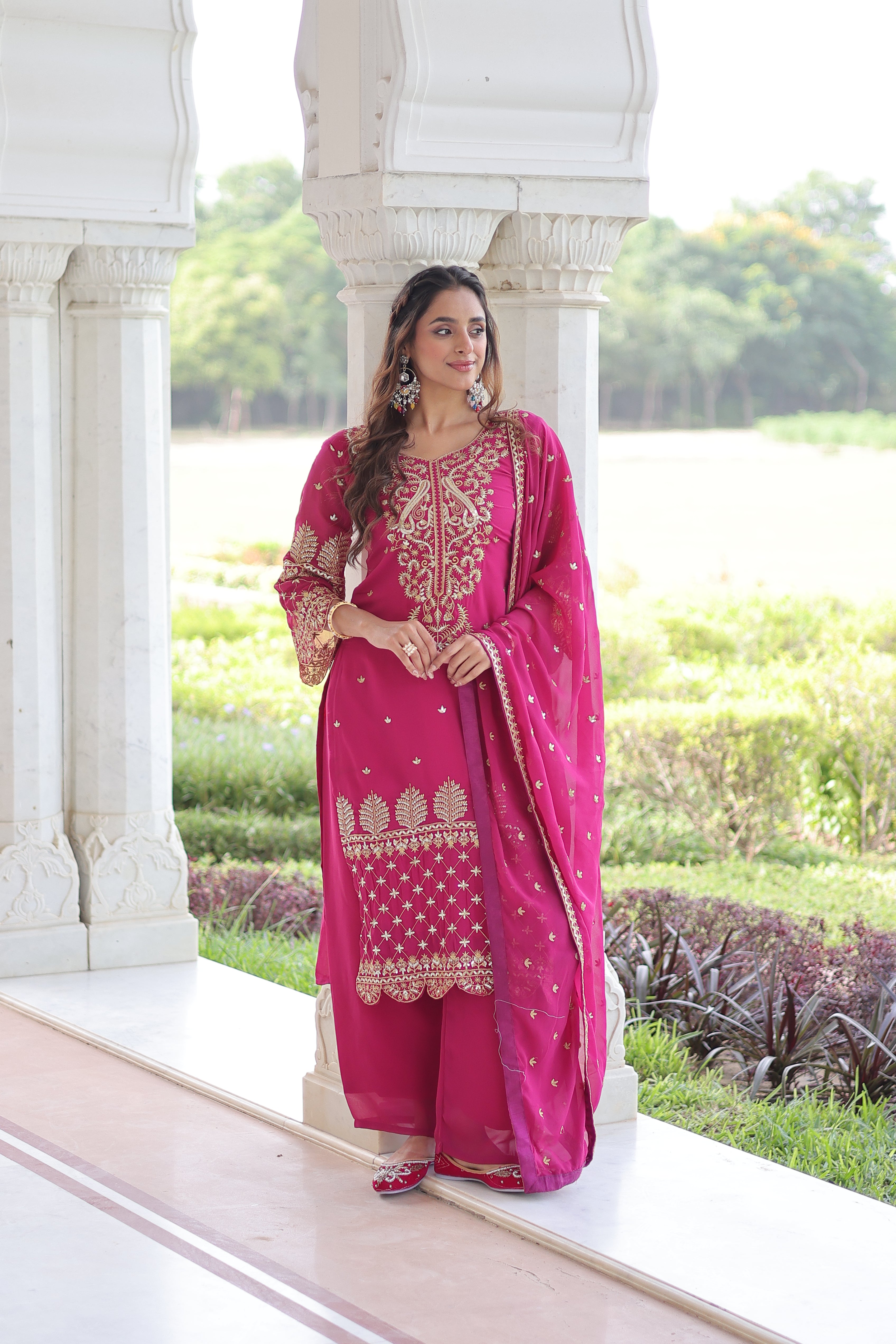 Georgette Embroidered Festive Salwar Kameez for Women