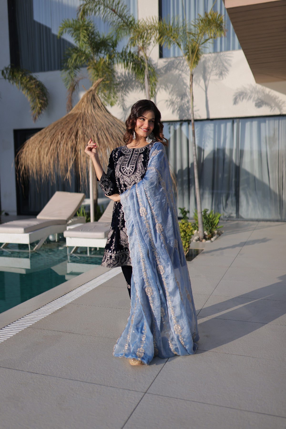 Blue Velvet Zari Embroidered Festive Salwar Kameez