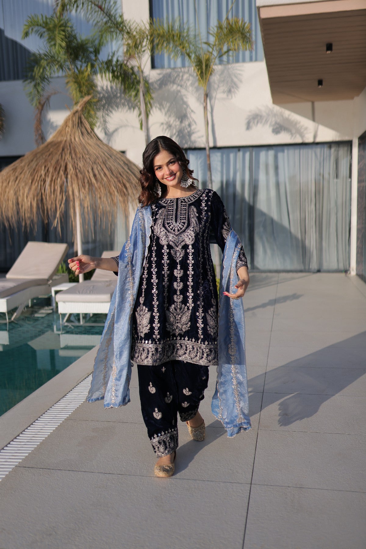 Blue Velvet Zari Embroidered Festive Salwar Kameez