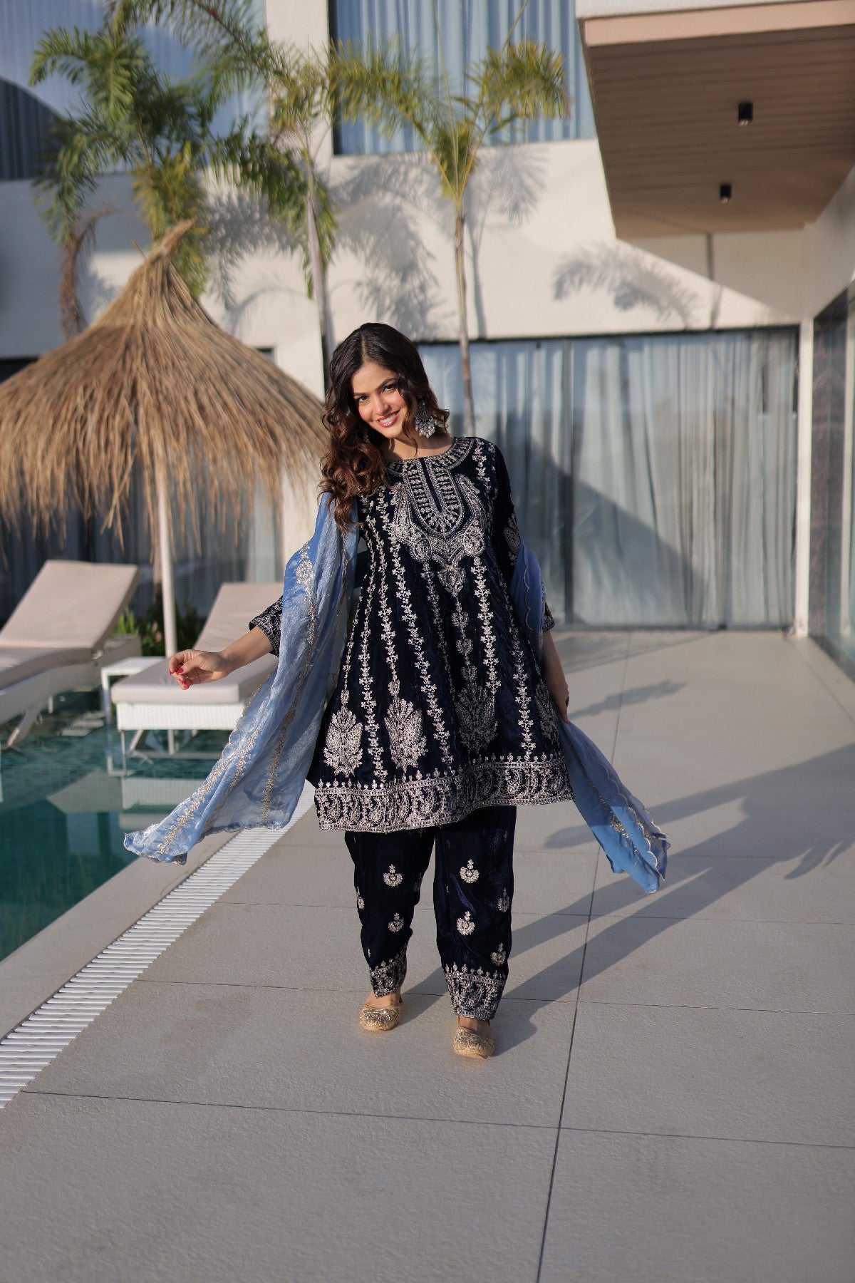 Blue Velvet Zari Embroidered Festive Salwar Kameez