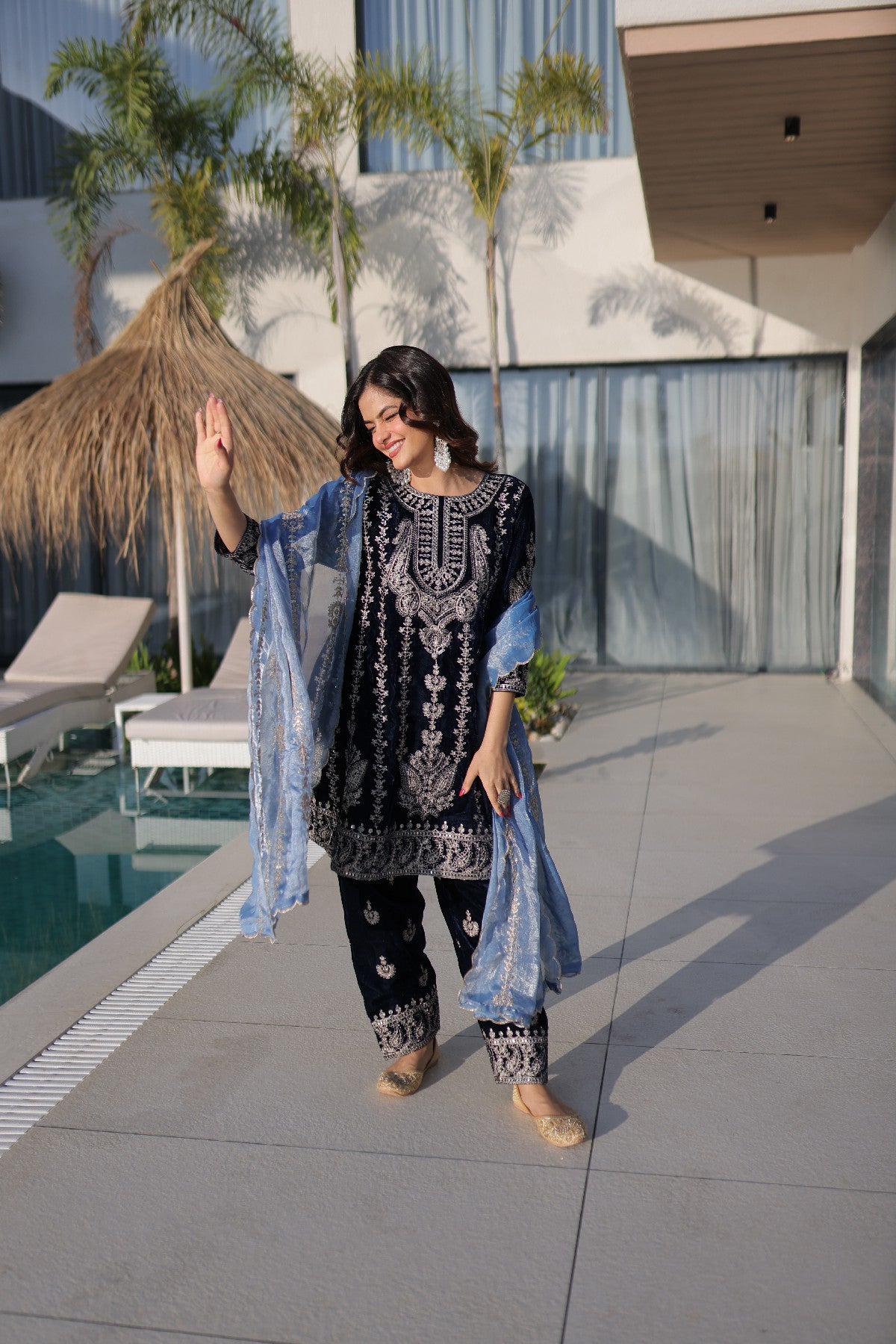 Blue Velvet Zari Embroidered Festive Salwar Kameez
