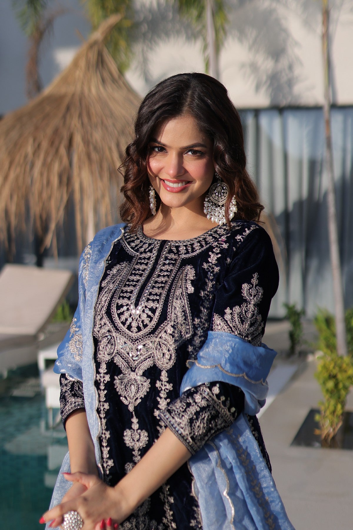 Blue Velvet Zari Embroidered Festive Salwar Kameez