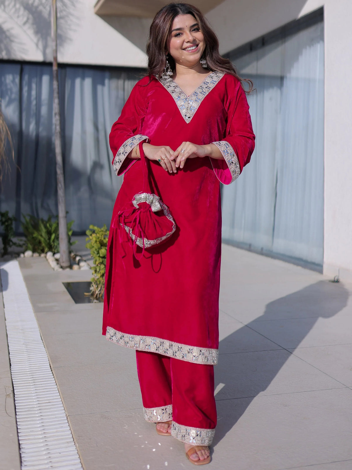 Pink Velvet Zari Embroidered Festival Salwar Kameez for Women