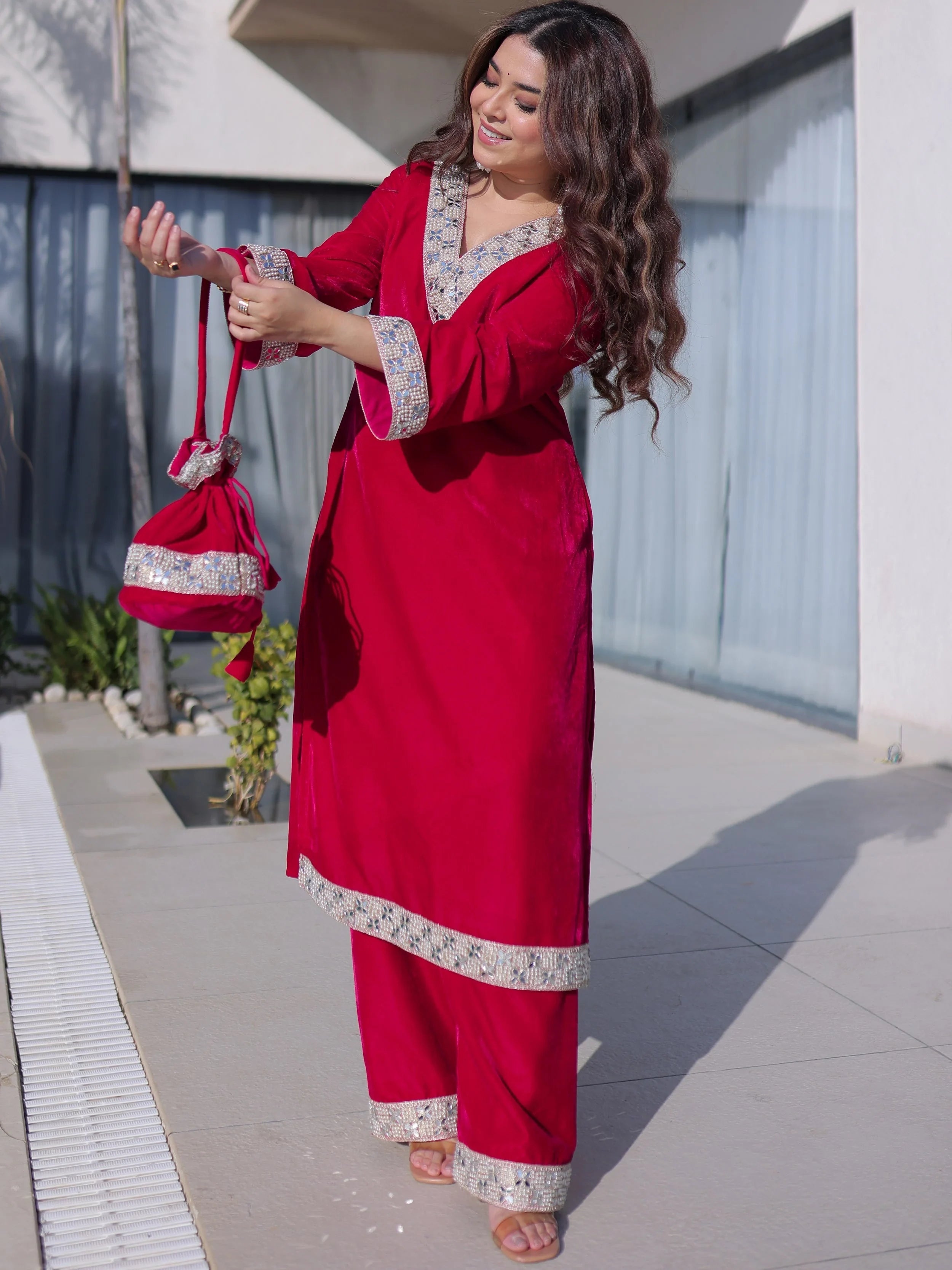 Pink Velvet Zari Embroidered Festival Salwar Kameez for Women