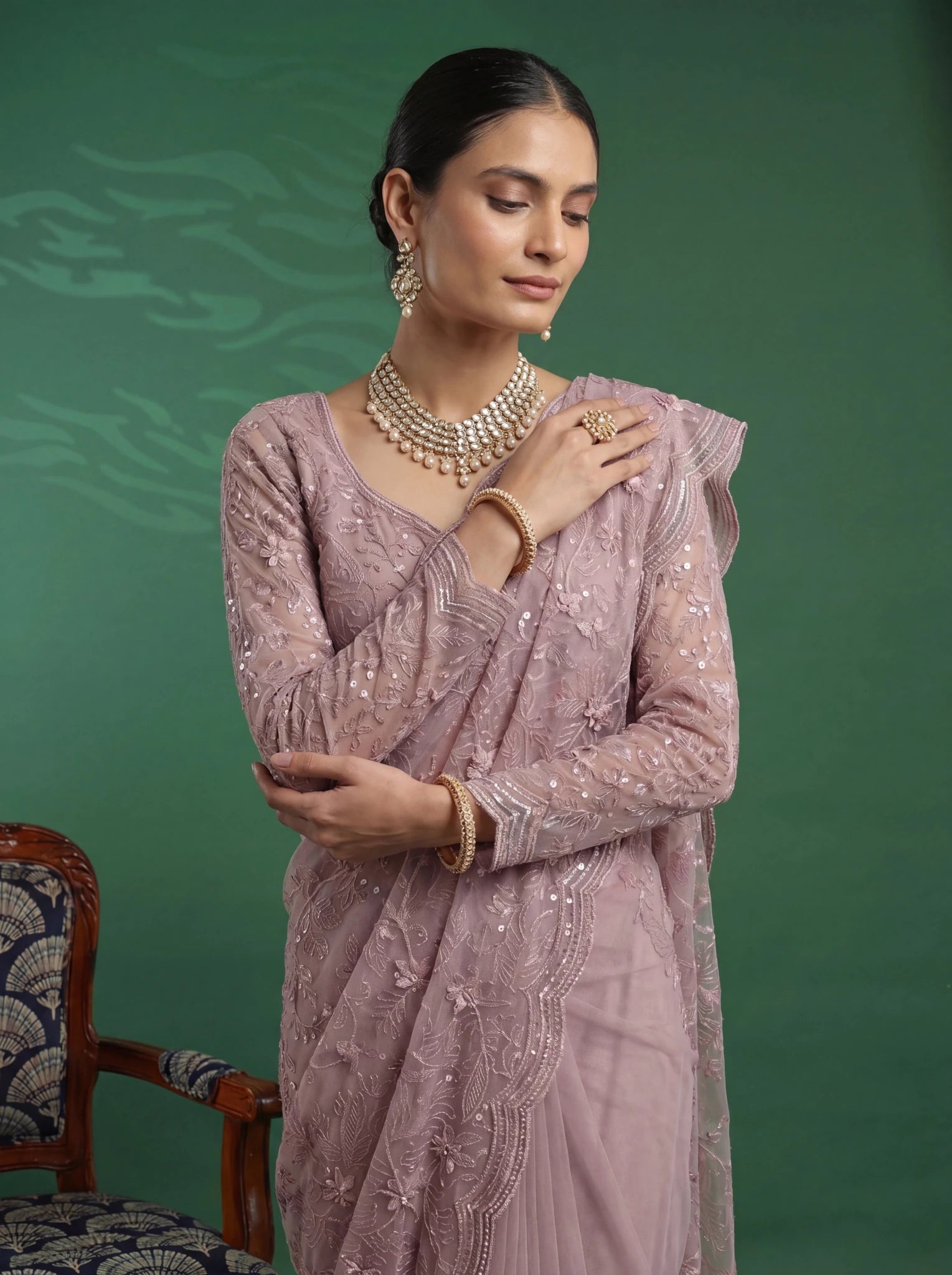 Elegant Mauve Pink Designer Saree with Intricate Embroidery & Scalloped Border - Zimonza