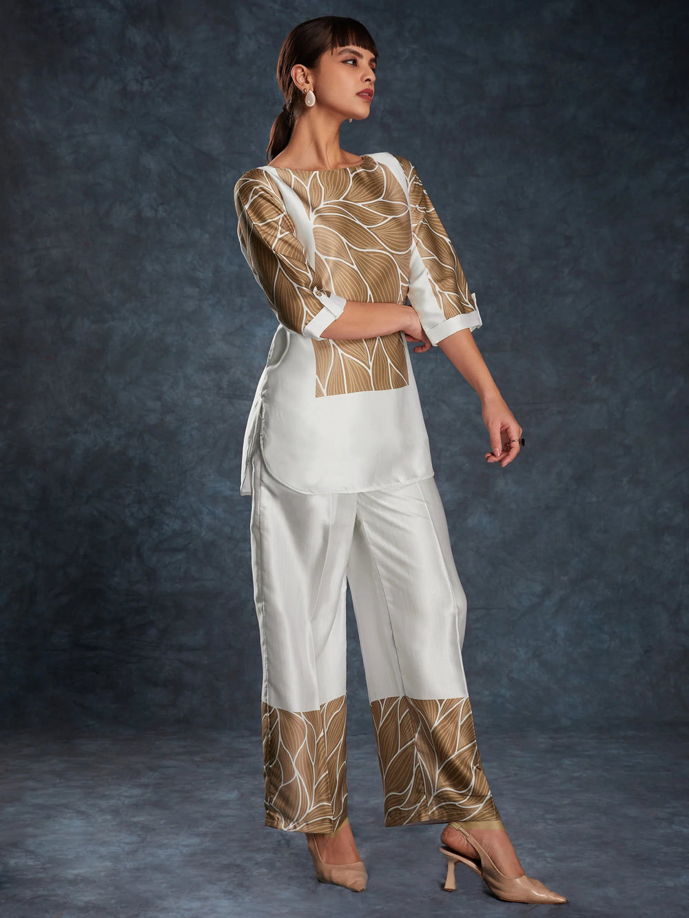 White Floral Printed Linen Casual Wear Co-Ord Set