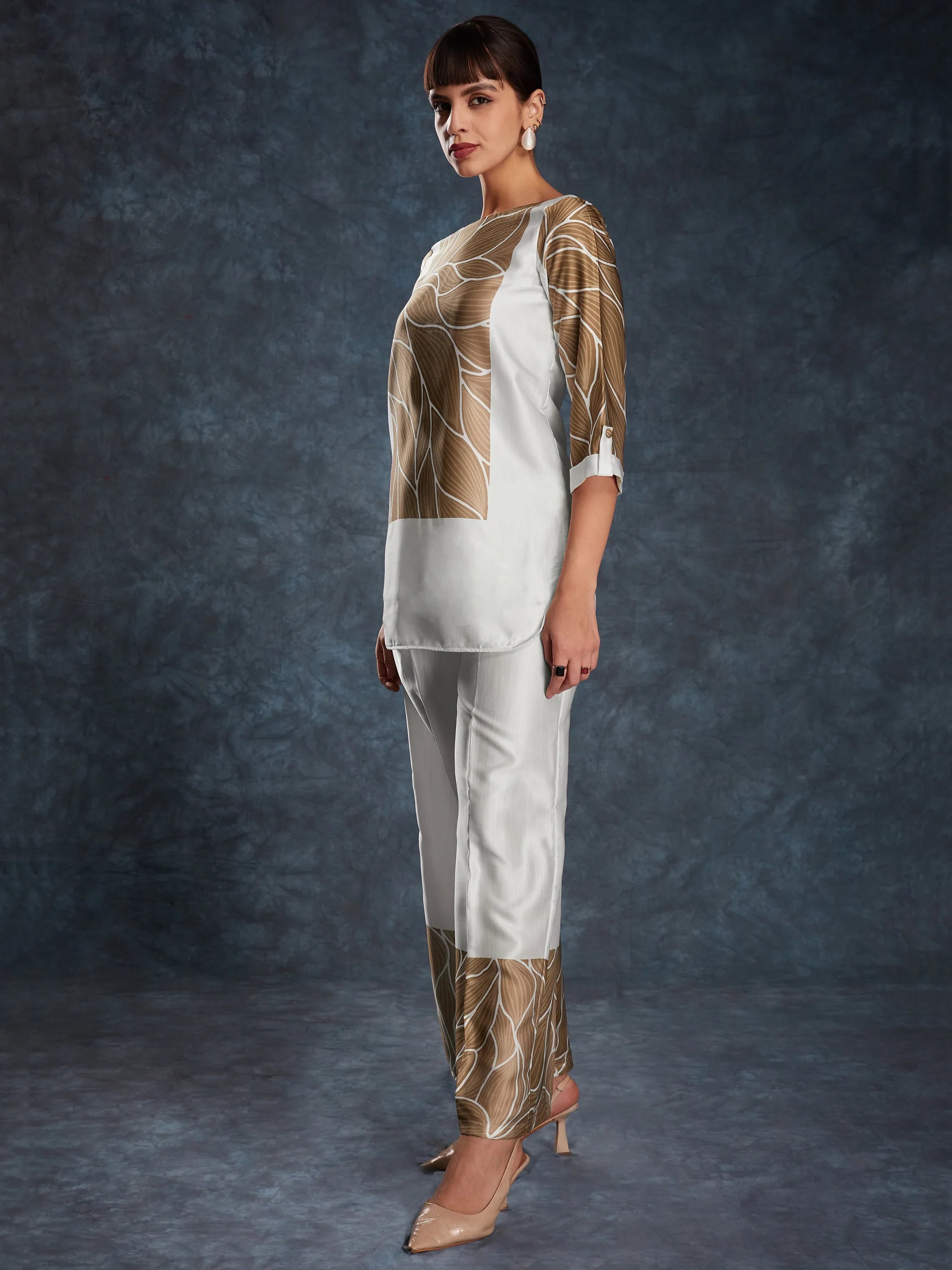 White Floral Printed Linen Casual Wear Co-Ord Set