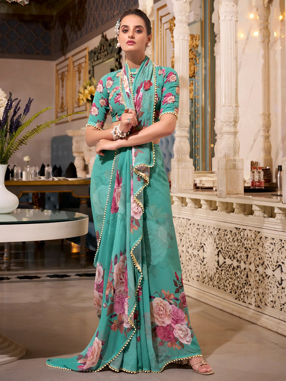 Green Georgette Floral Printed Saree With Blouse