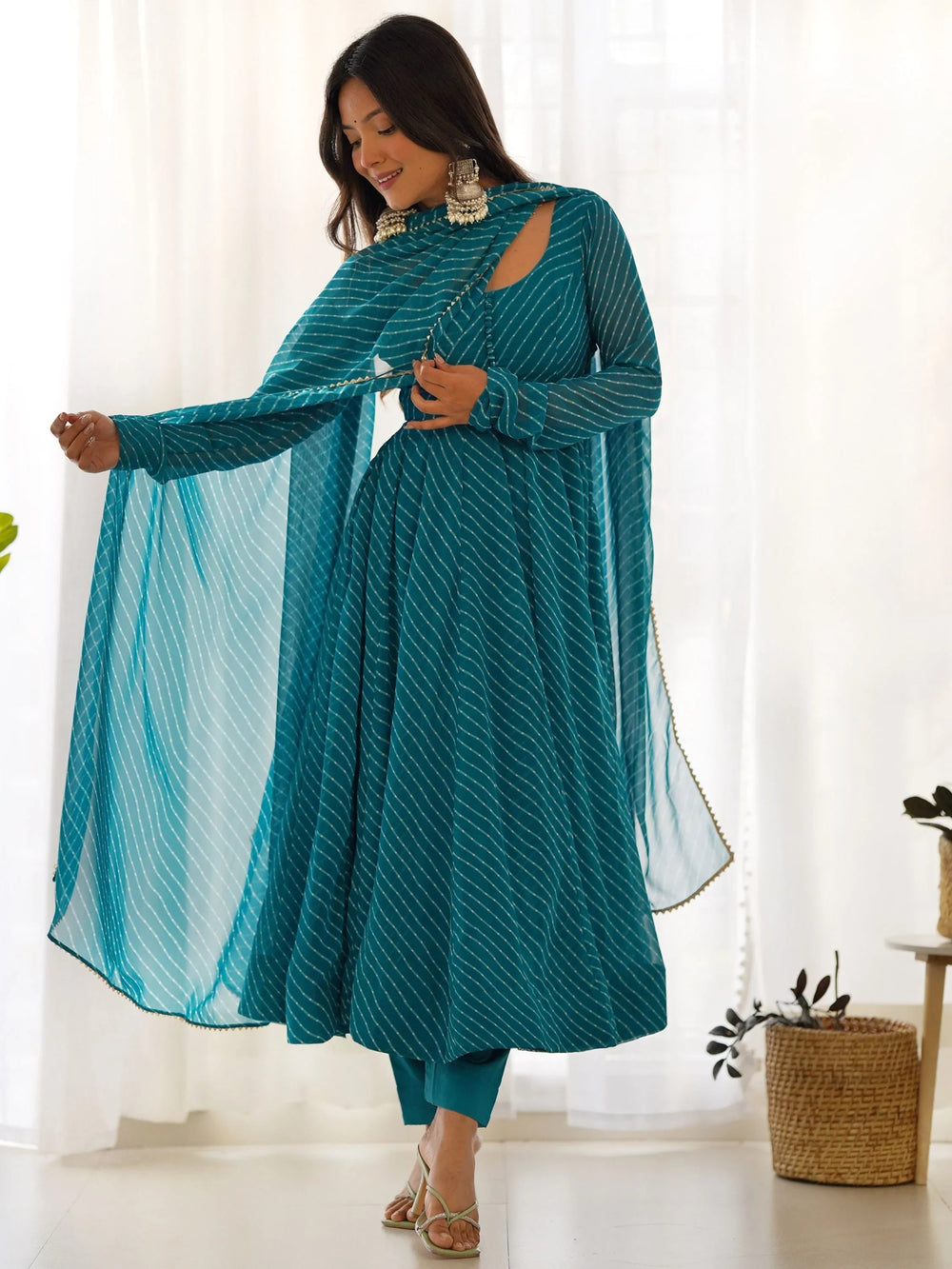 Teal Magnetic Laheriya Printed Georgette Event Wear Anarkali Pant Suit
