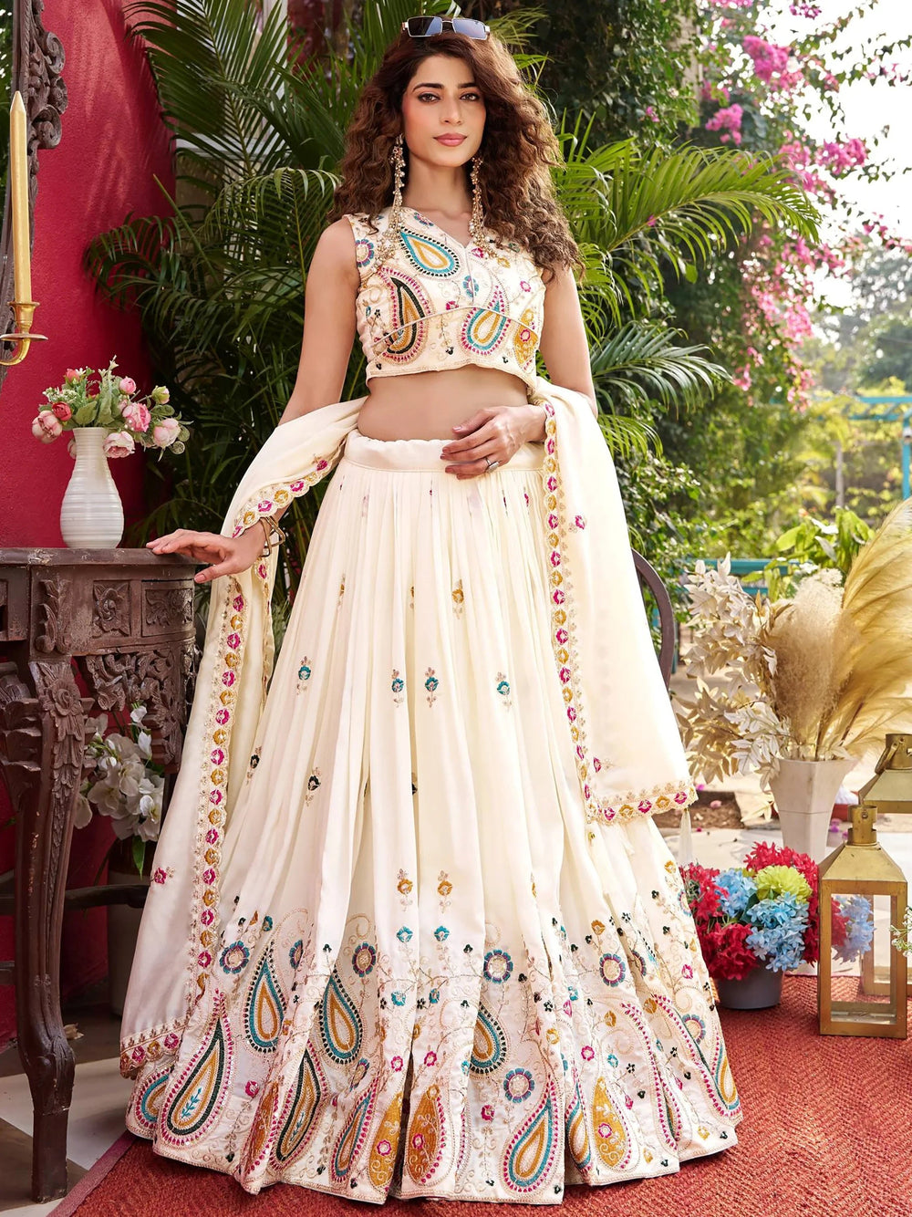 White Glamorous Embroidered Silk Wedding Wear Lehenga Choli for Women